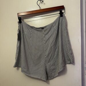 Volcom Black and White Striped Women Shorts